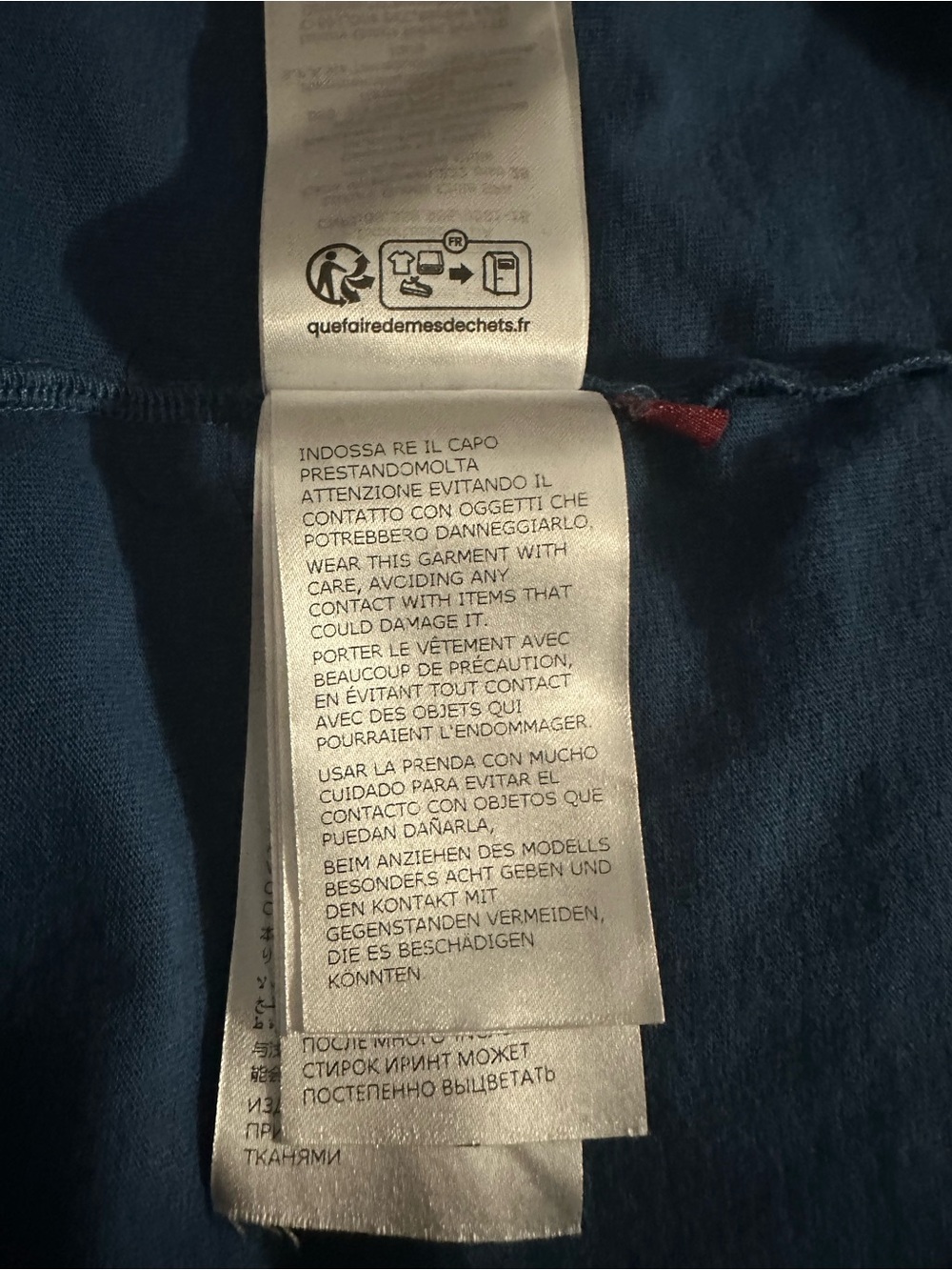 Gucci GG Logo Long-Sleeve Tee - Picture 12 of 14